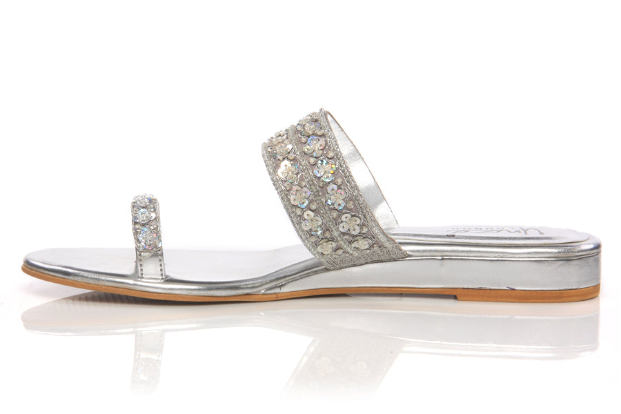 Womens Beaded Thong Slipper