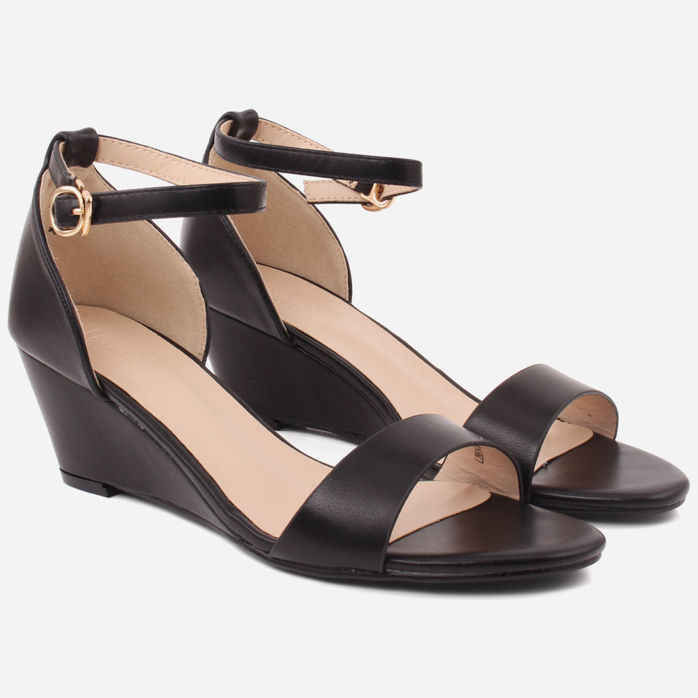 Women ‘Azeline’ Ankle Strap Wedge Sandals